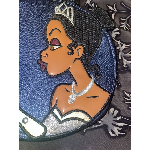 Danielle Nicole X Disney Princess And The Frog Tiana Crossbody Bag - Picture 15 of 16